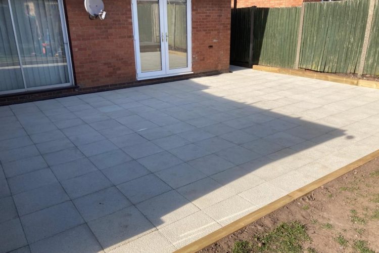 Patio Slabbing – Tamworth