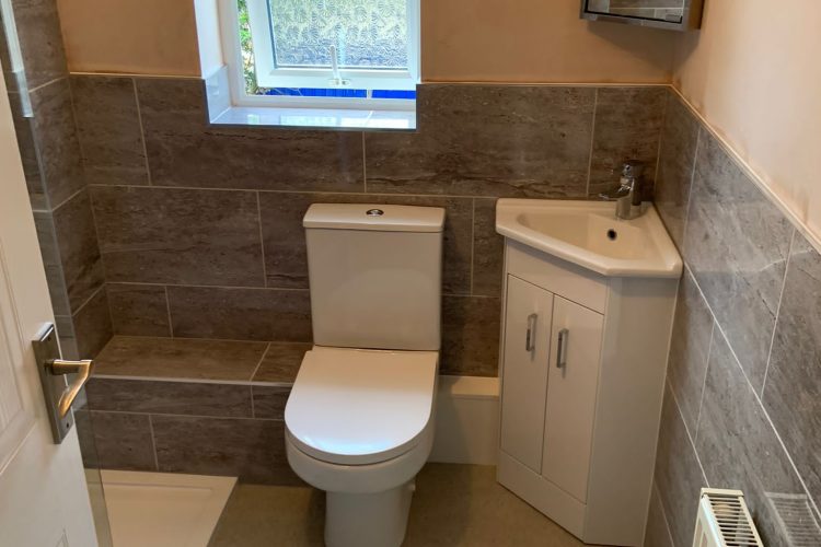 BATHROOM – BADDESLEY ENSOR