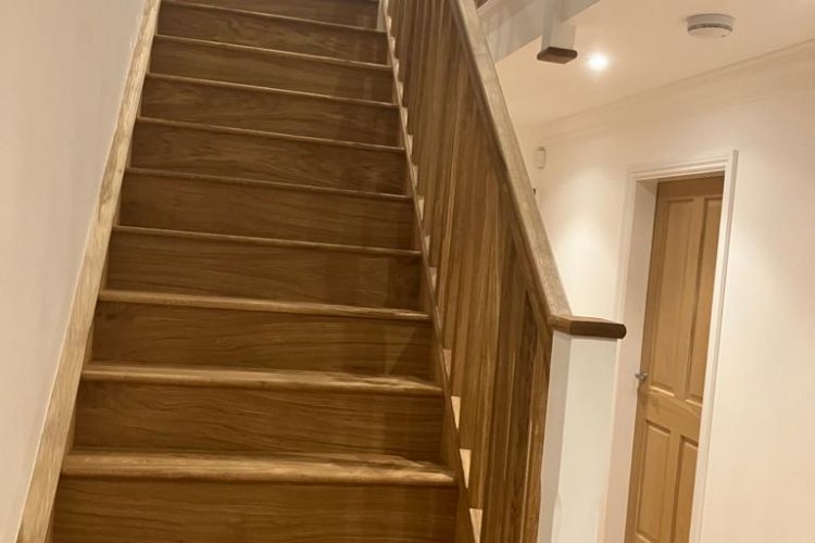 OAK STAIRCASE