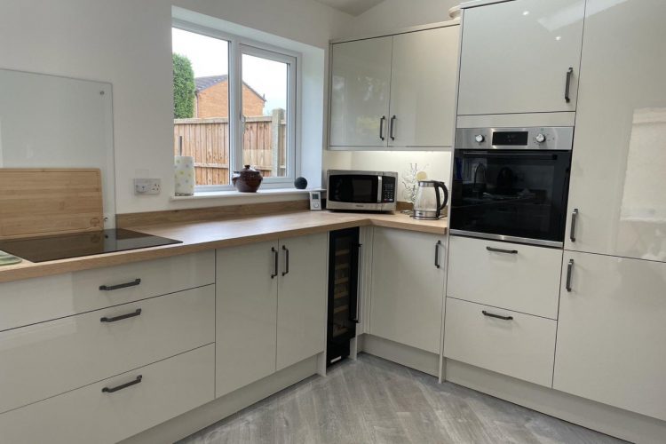DOSTHILL – SMALL KITCHEN EXTENSION